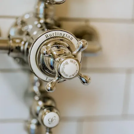 The Stables - Adults Only Πανσιόν