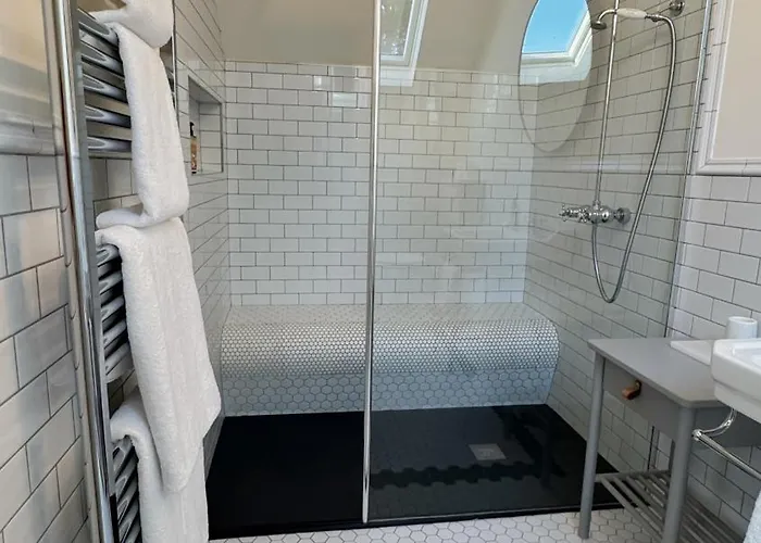 The Stables - Adults Only 3*